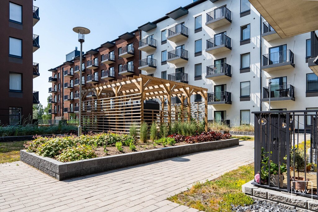 Näytä kuva suurempana uudessa ikkunassa Näytä kuva suurempana uudessa ikkunassa