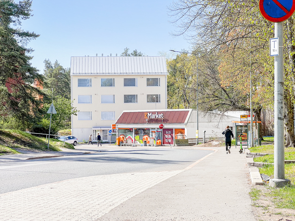 Näytä kuva suurempana uudessa ikkunassa Näytä kuva suurempana uudessa ikkunassa