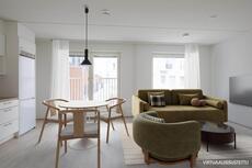 Turumankatu 15 ja Pojamankatu 12, Kruunuvuorenranta, Helsinki