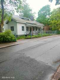 Tiirasaarentie 18 A, Lauttasaari, Helsinki