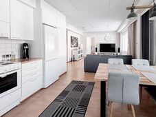 Laajavuorentie 8, Savela, Jyväskylä