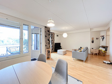 Taimistontie 11 B, Pitäjänmäki, Helsinki
