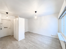 Orvokkitie 13 E, Tikkurila, Vantaa