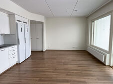 Linnustajankuja 2, Lippajärvi, Espoo