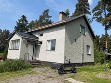 Poikkitie 2, Kauttua, Eura