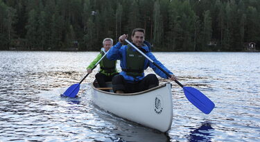 Good Spirit Canoeing, open canoes at lake Siikajärvi Nuuksio