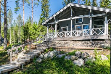 Vacation rentals for log cabins, holiday homes and cottages in Petäjävesi  Finland 