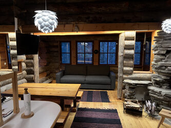 Vacation rentals for log cabins, holiday homes and cottages in  Pelkosenniemi Finland 