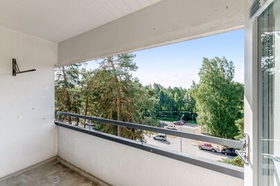 Tanhuantie 1, Kontula, Helsinki