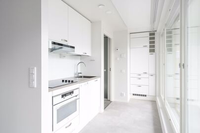 Lauri Korpisen katu 8, Tikkurila, Vantaa