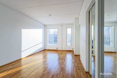 Kivivuorentie 8 B, Martinlaakso, Vantaa