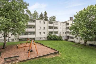 Rusthollarinkuja 2 I, Puotila, Helsinki