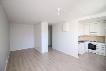 Kauppakartanonkatu 14, Itäkeskus, Helsinki