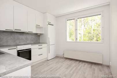 Rakuunantie 17 B, Munkkiniemi, Helsinki