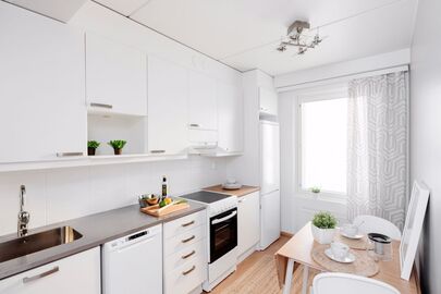 Lauri Korpisen katu 10, Tikkurila, Vantaa