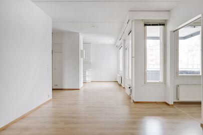 Karhulantie 8, Vartiokylä, Helsinki
