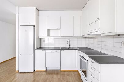 Esikkotie 9, Tikkurila, Vantaa