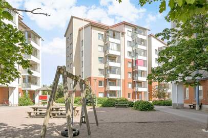 Lautamiehentie 15-17 B, Pakkala, Vantaa