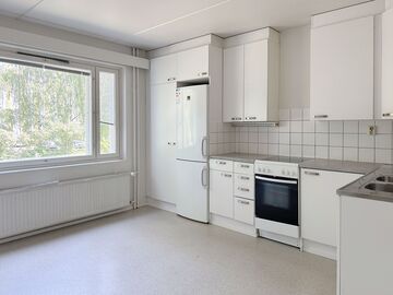 Kuivastie 17, Tuira, Oulu