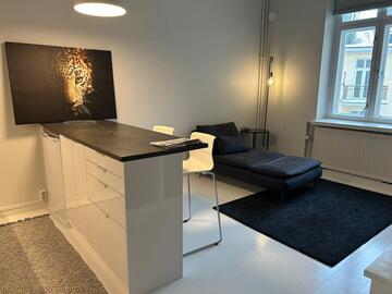 Eino Leinon katu 10, Taka-Töölö, Helsinki