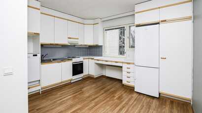 Linnustajantie 17 B, Lippajärvi, Espoo