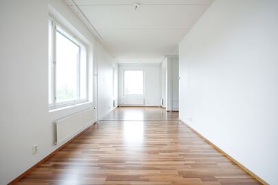 Pyhtäänkorvenkuja 6, Veromies, Vantaa
