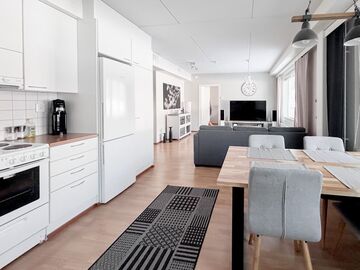 Laajavuorentie 8, Savela, Jyväskylä