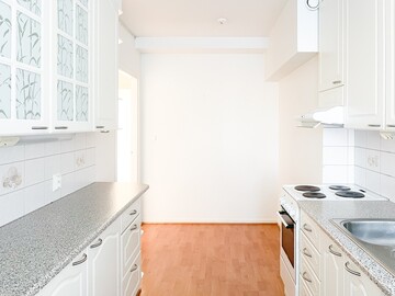 Kirkkokatu 13 B, Keskusta, Lahti
