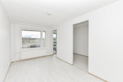 Likusterikatu 1 D, Suurpelto, Espoo