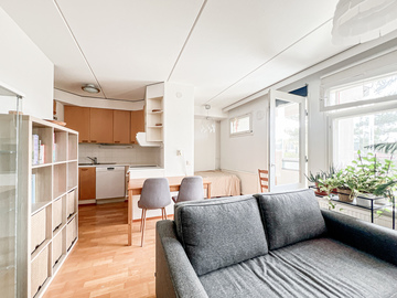 Kiulukkapolku 4 B, Pähkinärinne, Vantaa