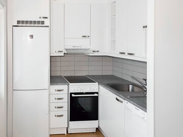 Haapaniemenkatu 11, Merihaka, Helsinki