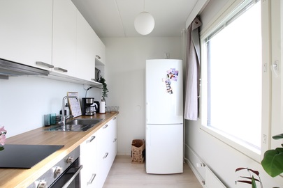 Lielahdenkatu 33, Lentävänniemi, Tampere