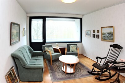 Linnunpääntie 6, Luolavuori, Turku