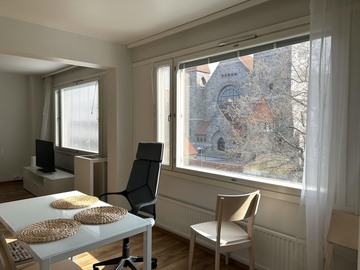 Tuomiokirkonkatu 12 A, Juhannuskylä, Tampere