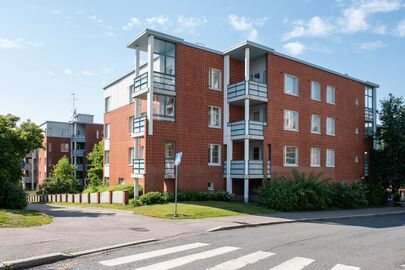 Laakavuorentie 7 B, Mellunkylä, Helsinki