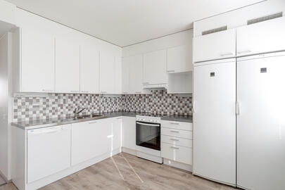 Raiviosuonmäki 6 A, Martinlaakso, Vantaa