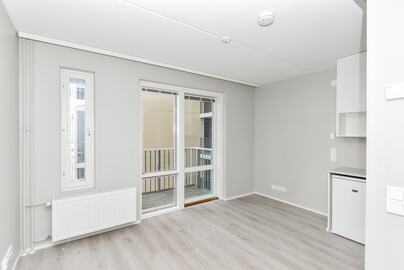 Raiviosuonmäki 9 B, Martinlaakso, Vantaa