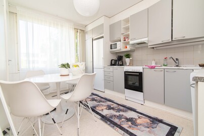 Ruiskukkatie 11-13 D, Rajakylä, Oulu
