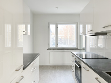 Rusthollinpolku 2 A, Puotila, Helsinki