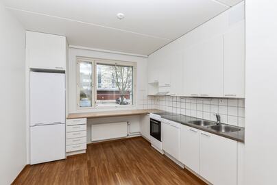 Aapramintie 4 B, Kaivoksela, Vantaa