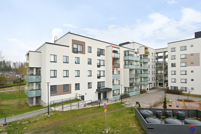 Kolmikallionkuja 3 E, Hämeenkylä, Vantaa