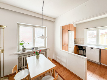 Hallikuja 8 D, Keskusta, Riihimäki