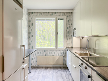 Luolavuorentie 46 F, Luolavuori, Turku