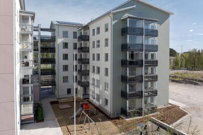 Teräsmuorin raitti 3, Asemantausta, Lahti