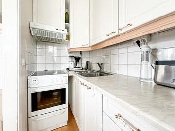 Isonnevantie 33 A, Etelä-Haaga, Helsinki