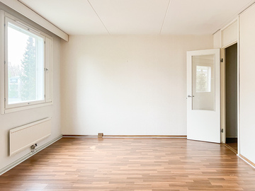 Raatimiehenpolku 8 A, Lauste, Turku