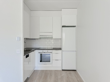 Komentajankatu 4 B 15, Perkkaa, Espoo