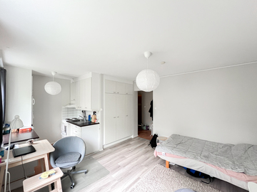 Näyttelijäntie 16 E, Pohjois-Haaga, Helsinki