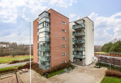 Husbackankuja 8 A, Kaivoksela, Vantaa