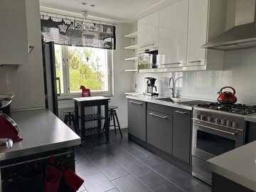 Untuvaisentie 2 A, Roihuvuori, Helsinki